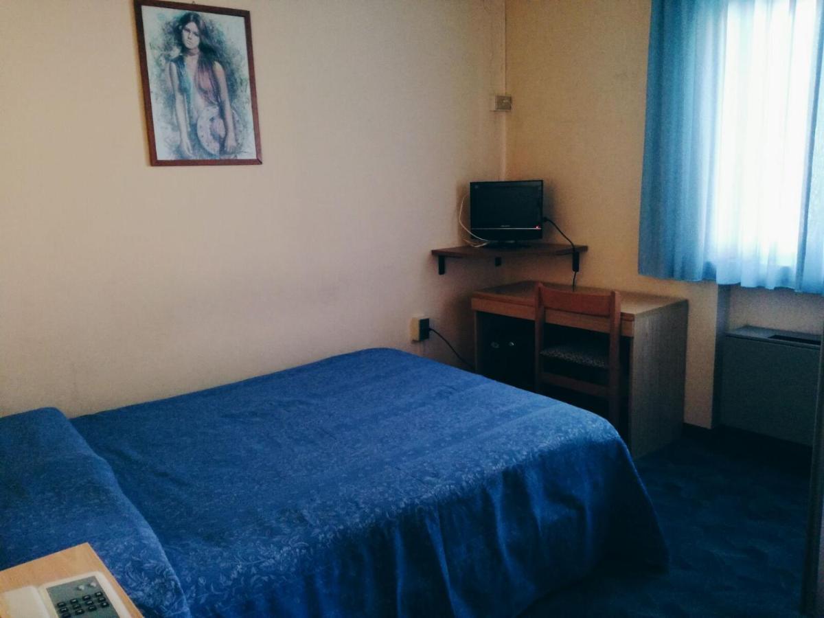 Hotel One Via Roma, 82 Altopascio Kültér fotó